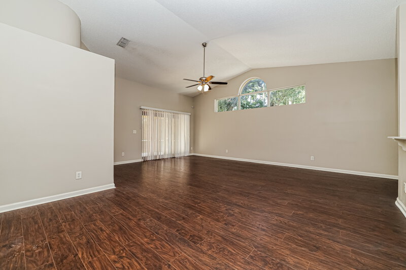 2,265/Mo, 4022 Fontana Pl Valrico, FL 33596 Living Room View