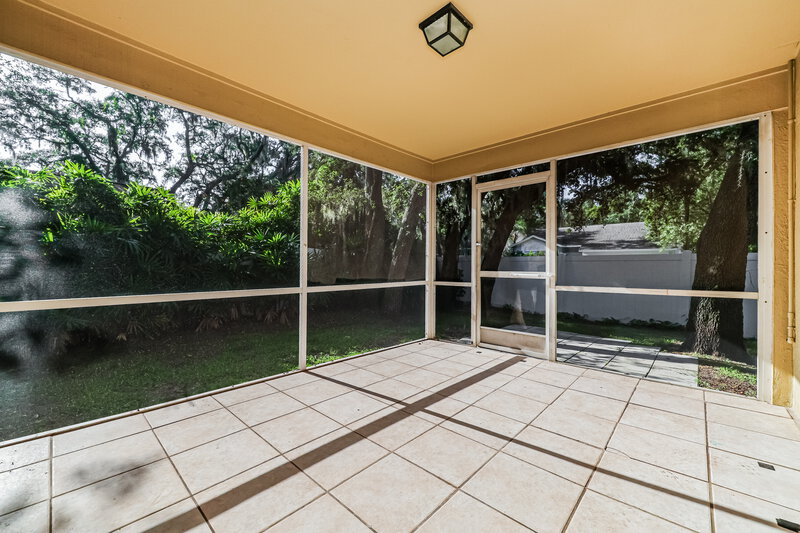 2,265/Mo, 4022 Fontana Pl Valrico, FL 33596 Sun Room View