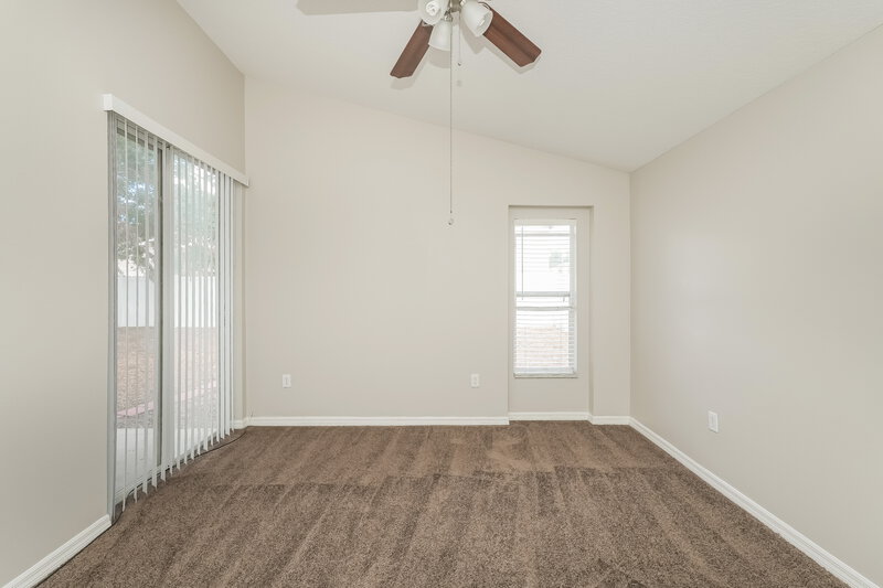 2,335/Mo, 12512 Lake Vista Dr Gibsonton, FL 33534 Main Bedroom View