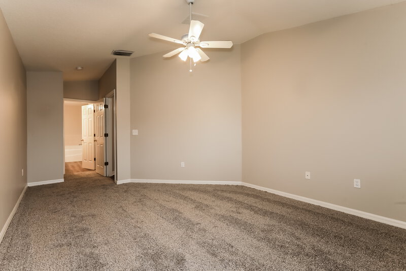 2,215/Mo, 6415 Buckhead Ct Wesley Chapel, FL 33545 Main Bedroom View 2