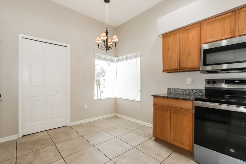 2,270/Mo, 11035 Whittney Chase Dr Riverview, FL 33579 Dining Room View
