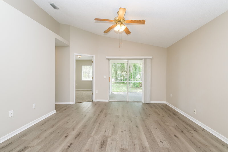 1,720/Mo, 7915 Barclay Rd New Port Richey, FL 34654 Living Room View