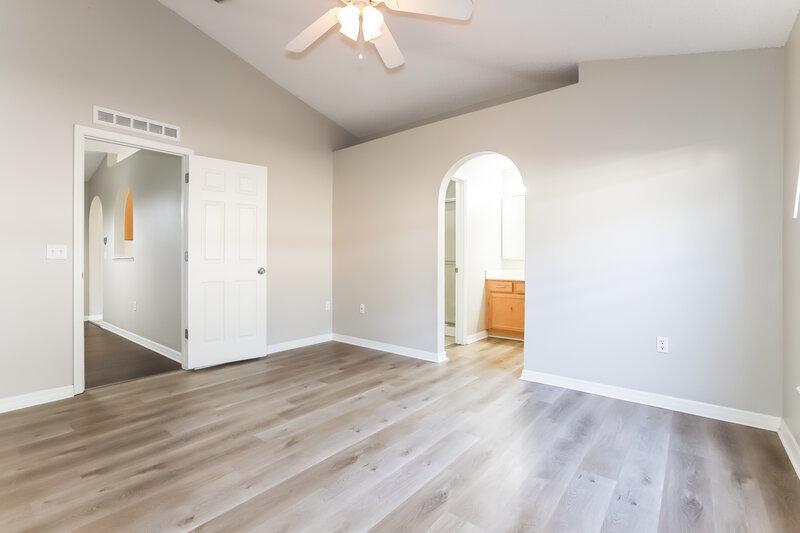 1,930/Mo, 11508 Ivy Flower Loop Riverview, FL 33578 Main Bedroom View 2