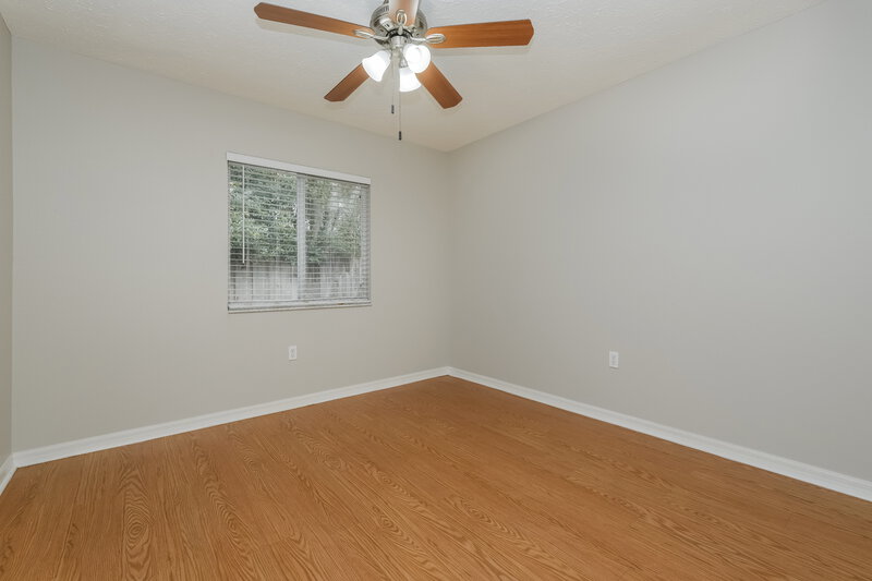 1,765/Mo, 11027 Kenmore Dr New Port Richey, FL 34654 Bedroom View 2