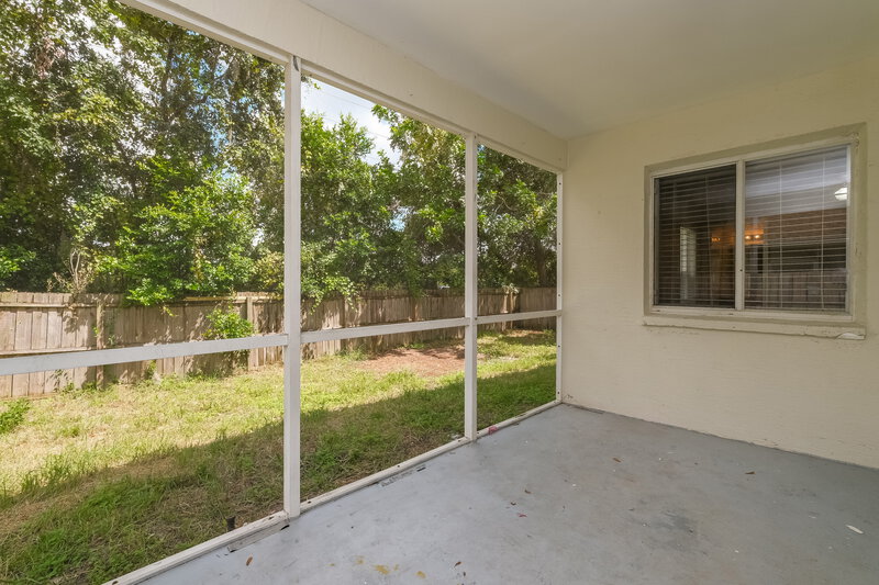 1,765/Mo, 11027 Kenmore Dr New Port Richey, FL 34654 Screen Porch View