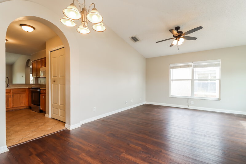 2,090/Mo, 13330 Prestwick Dr Riverview, FL 33579 Dining Room View