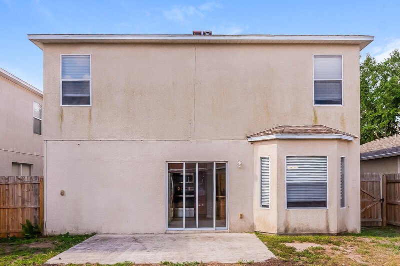 2,325/Mo, 12621 Evington Point Dr Riverview, FL 33579 Rear View