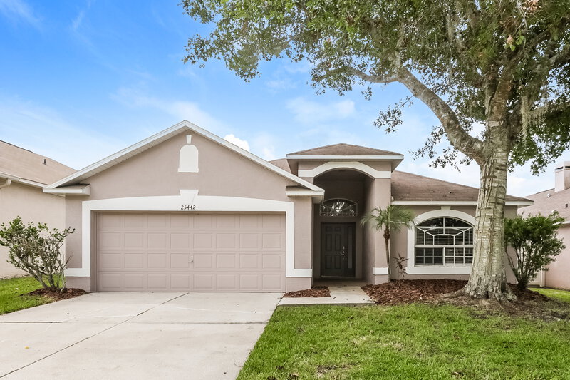 2,150/Mo, 25442 Seven Rivers Cir Land O' Lakes, FL 34639 External View