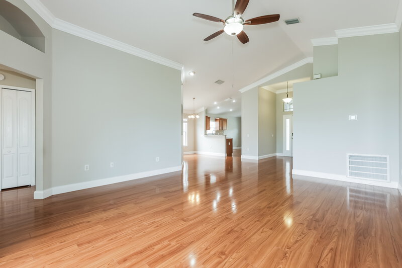2,150/Mo, 25442 Seven Rivers Cir Land O' Lakes, FL 34639 Living Room View 2