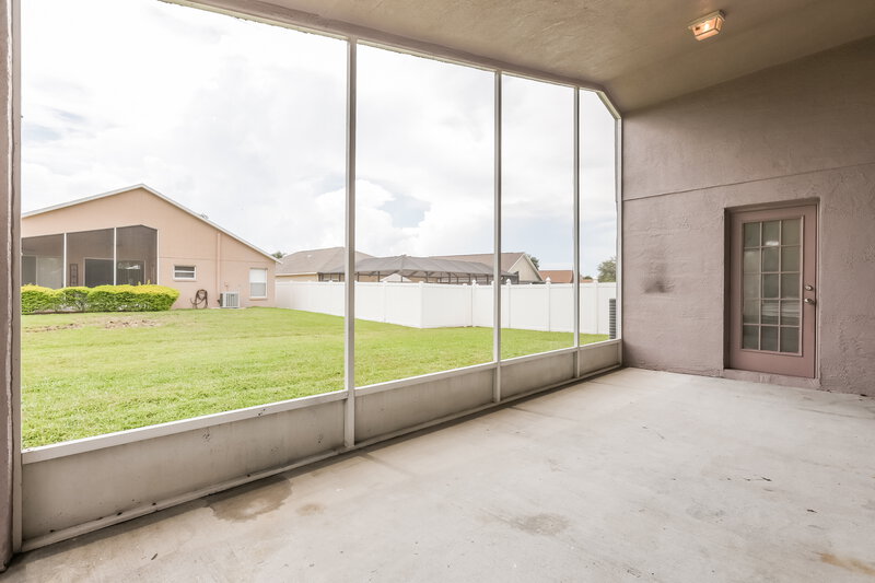 2,150/Mo, 25442 Seven Rivers Cir Land O' Lakes, FL 34639 Sun Room View