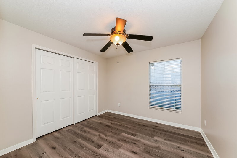 1,935/Mo, 406 Chimney Rock Dr Ruskin, FL 33570 Bedroom View