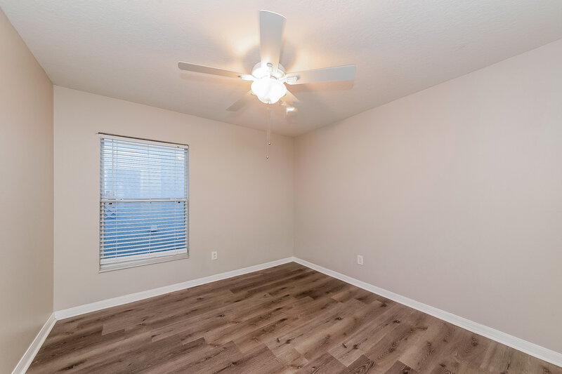 1,935/Mo, 406 Chimney Rock Dr Ruskin, FL 33570 Bedroom View 2