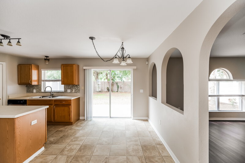 4,100/Mo, 17006 Torvest Ct Land O' Lakes, FL 34638 Breakfast Nook View