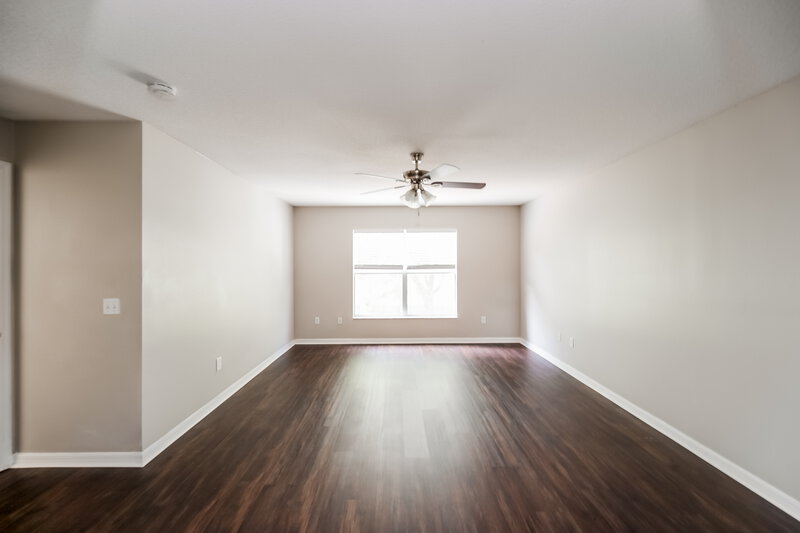 4,100/Mo, 17006 Torvest Ct Land O' Lakes, FL 34638 Main Bedroom View