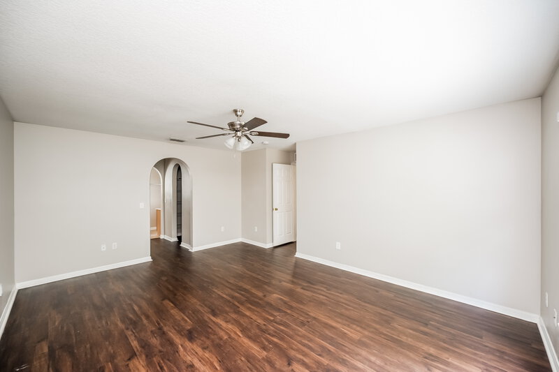 4,100/Mo, 17006 Torvest Ct Land O' Lakes, FL 34638 Main Bedroom View 2