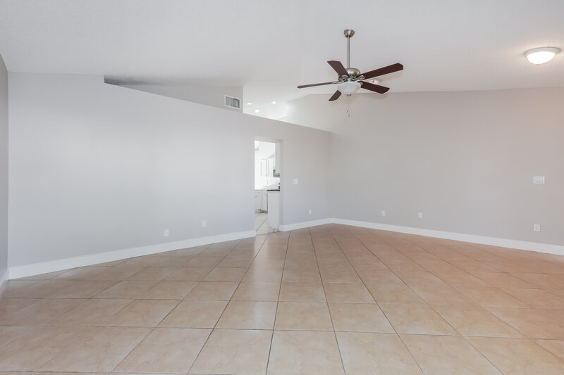 2,345/Mo, 1540 Chepacket St Brandon, FL 33511 Living Room View
