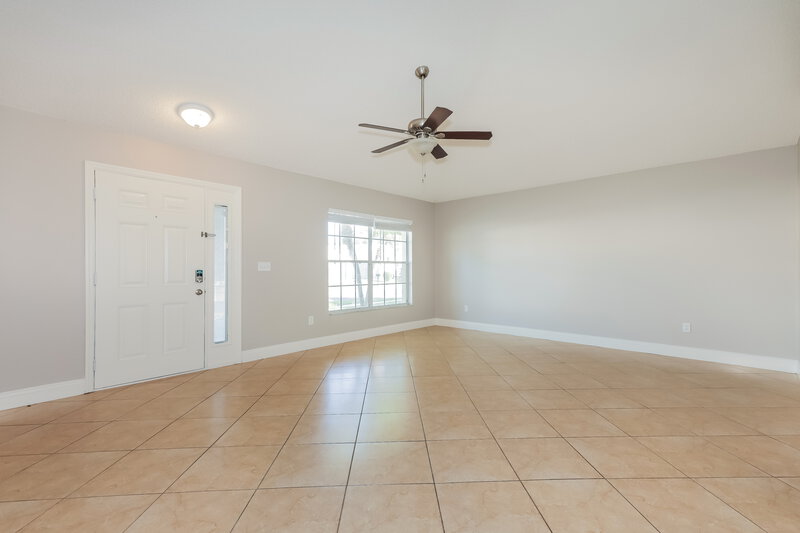 2,345/Mo, 1540 Chepacket St Brandon, FL 33511 Dining Room View