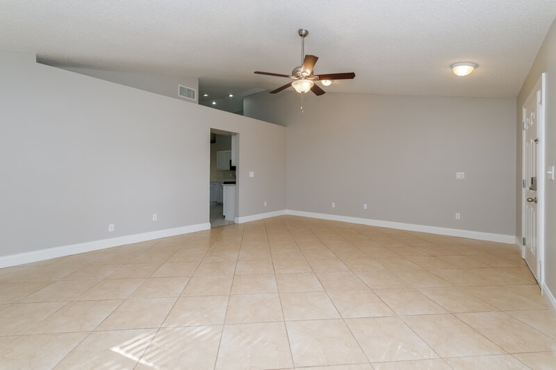 2,365/Mo, 1540 Chepacket St Brandon, FL 33511 Misc View 3