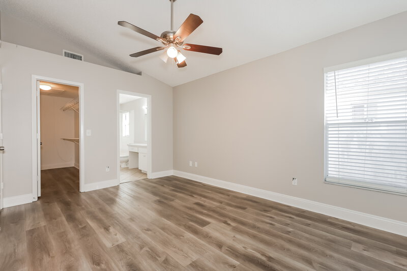 2,345/Mo, 1540 Chepacket St Brandon, FL 33511 Main Bedroom View 2