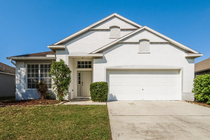 3,650/Mo, 1627 Wakefield Dr Brandon, FL 33511 External View