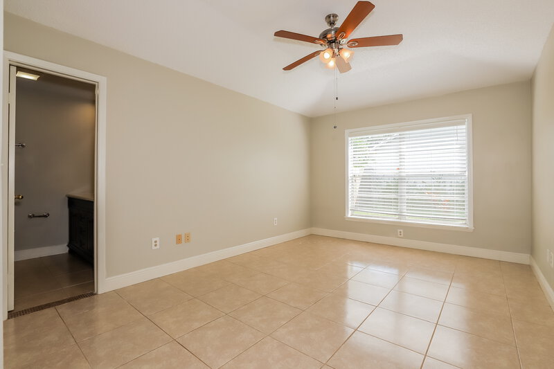 2,315/Mo, 2006 Green Juniper Ln Brandon, FL 33511 Main Bedroom View