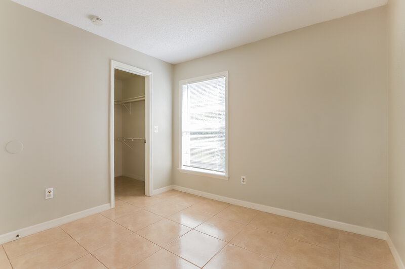 2,315/Mo, 2006 Green Juniper Ln Brandon, FL 33511 Bedroom View 2