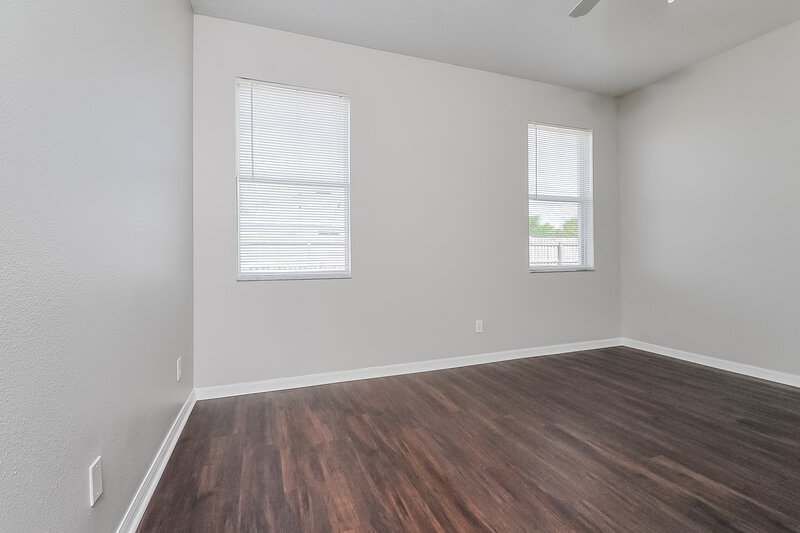 2,015/Mo, 10920 Golden Silence Dr Riverview, FL 33579 Main Bedroom View