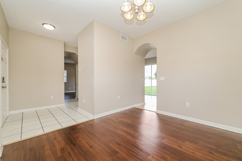 2,180/Mo, 12026 Bridge Point Ln Riverview, FL 33579 Dining Room View 2