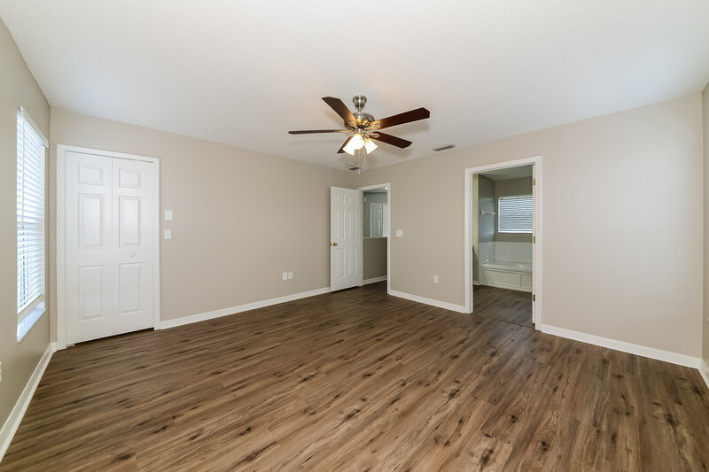 2,150/Mo, 12026 Bridge Point Ln Riverview, FL 33579 Main Bedroom View 2