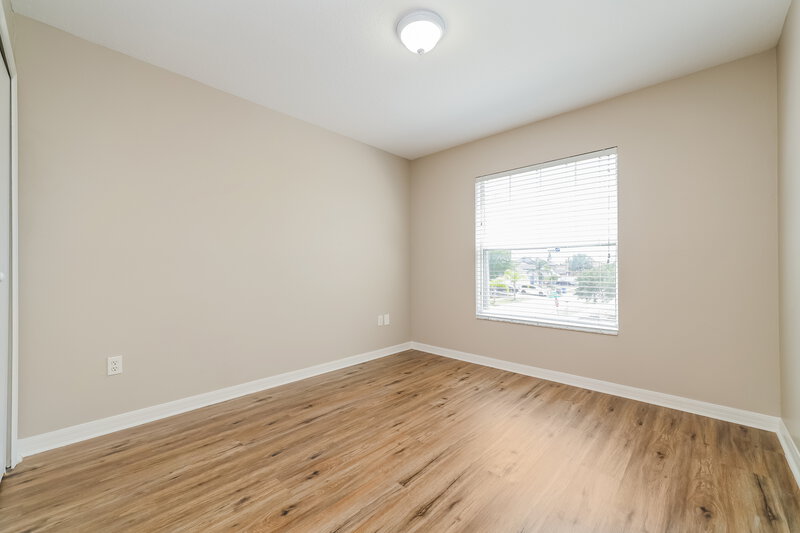 2,180/Mo, 12026 Bridge Point Ln Riverview, FL 33579 Bedroom View 4