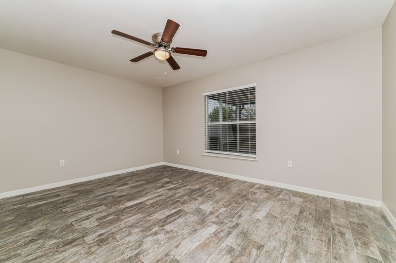4,070/Mo, 17027 Ongar Ct Land O' Lakes, FL 34638 Main Bedroom View