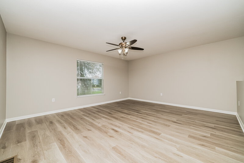 4,070/Mo, 17027 Ongar Ct Land O' Lakes, FL 34638 Loft View