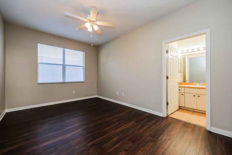 2,435/Mo, 6327 Bridgecrest Dr Lithia, FL 33547 Main Bedroom View