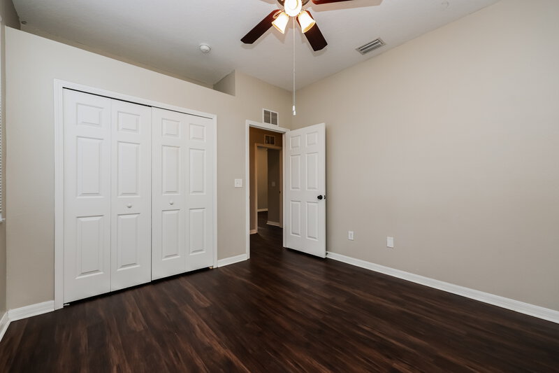 2,435/Mo, 6327 Bridgecrest Dr Lithia, FL 33547 Bedroom View 2