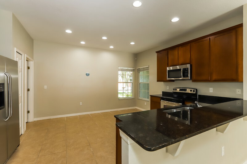 3,300/Mo, 3927 Constantine Loop Wesley Chapel, FL 33543 Kitchen View 3
