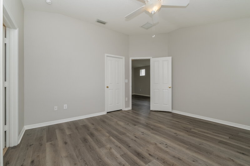 2,085/Mo, 8350 Crescent Moon Dr New Port Richey, FL 34655 Main Bedroom View 2