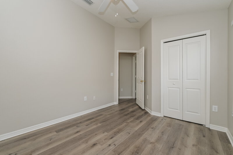 2,085/Mo, 8350 Crescent Moon Dr New Port Richey, FL 34655 Bedroom View 2