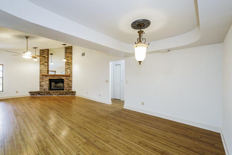 2,680/Mo, 2535 Arborwood Dr Valrico, FL 33596 Living Room View