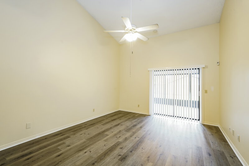 2,680/Mo, 2535 Arborwood Dr Valrico, FL 33596 Main Bedroom View