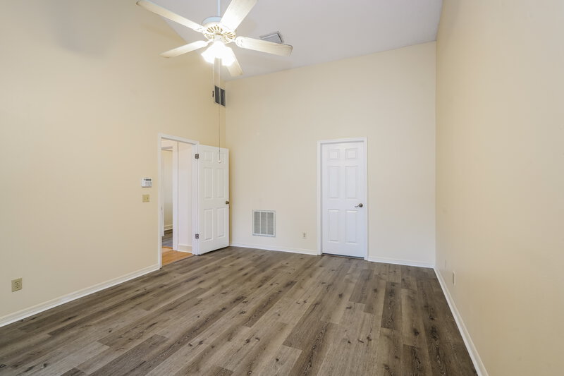 2,680/Mo, 2535 Arborwood Dr Valrico, FL 33596 Main Bedroom View 2