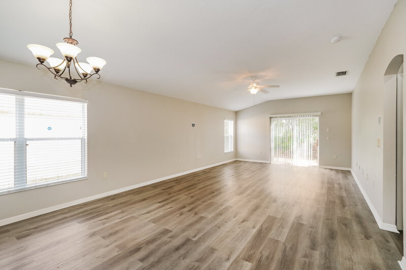 3,400/Mo, 5310 Braddock Dr Zephyrhills, FL 33541 Breakfast Nook View