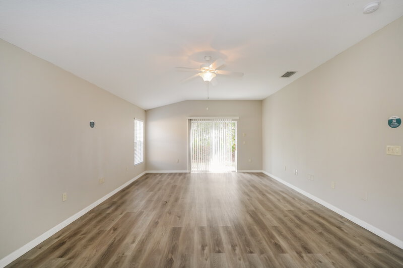 3,400/Mo, 5310 Braddock Dr Zephyrhills, FL 33541 Family Room View