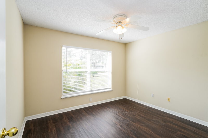 2,130/Mo, 4606 Horseshoe Pick Ln Valrico, FL 33594 Bedroom View