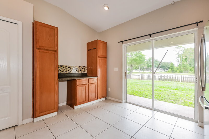 1,870/Mo, 12706 White Bluff Rd Hudson, FL 34669 Kitchen View