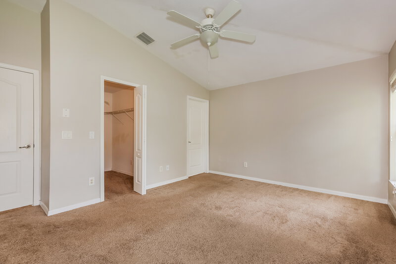 1,870/Mo, 12706 White Bluff Rd Hudson, FL 34669 Main Bedroom View 2