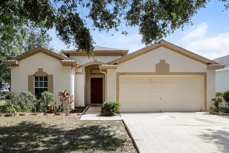 2,070/Mo, 502 Magnolia Pointe Ct Seffner, FL 33584 External View