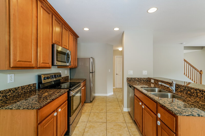 1,930/Mo, 12632 Saulston Pl Hudson, FL 34669 Kitchen View