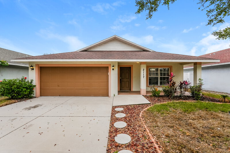 1,920/Mo, 2117 Pleasure Run Dr Ruskin, FL 33570 External View