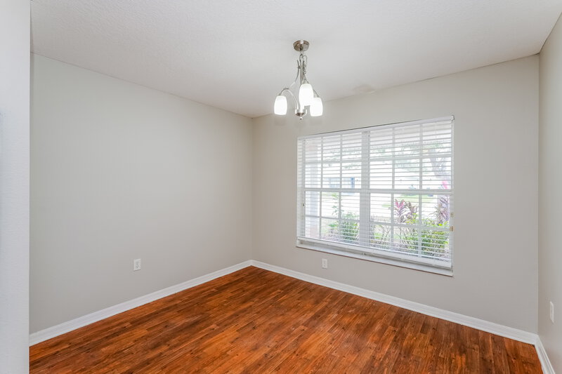 1,920/Mo, 2117 Pleasure Run Dr Ruskin, FL 33570 Dining Room View