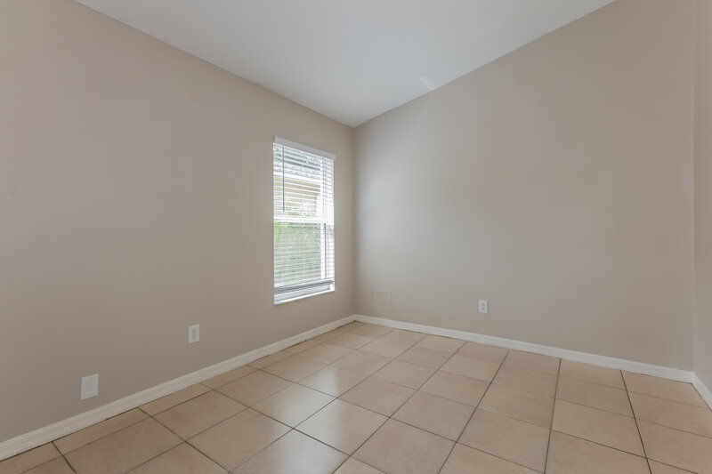 2,065/Mo, 2614 Lansbury Pl Seffner, FL 33584 Bedroom View
